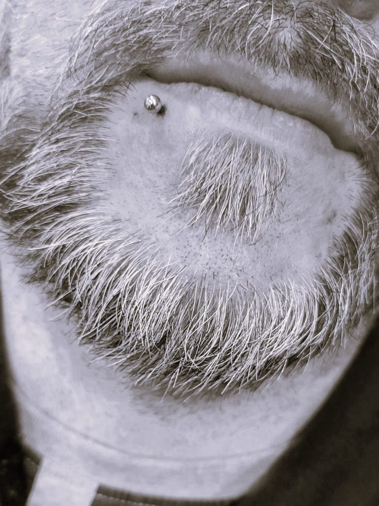 Piercing in Lippe, Unterlippe, Labret