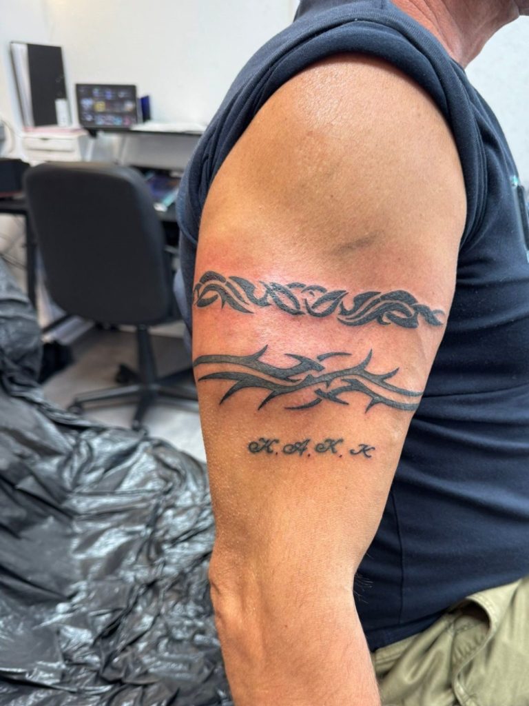 Oberarm tattoo - Tribal - Tattoo Armband